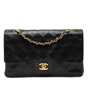 Pre-Loved Chanel Medium Classic Lambskin Double Flap